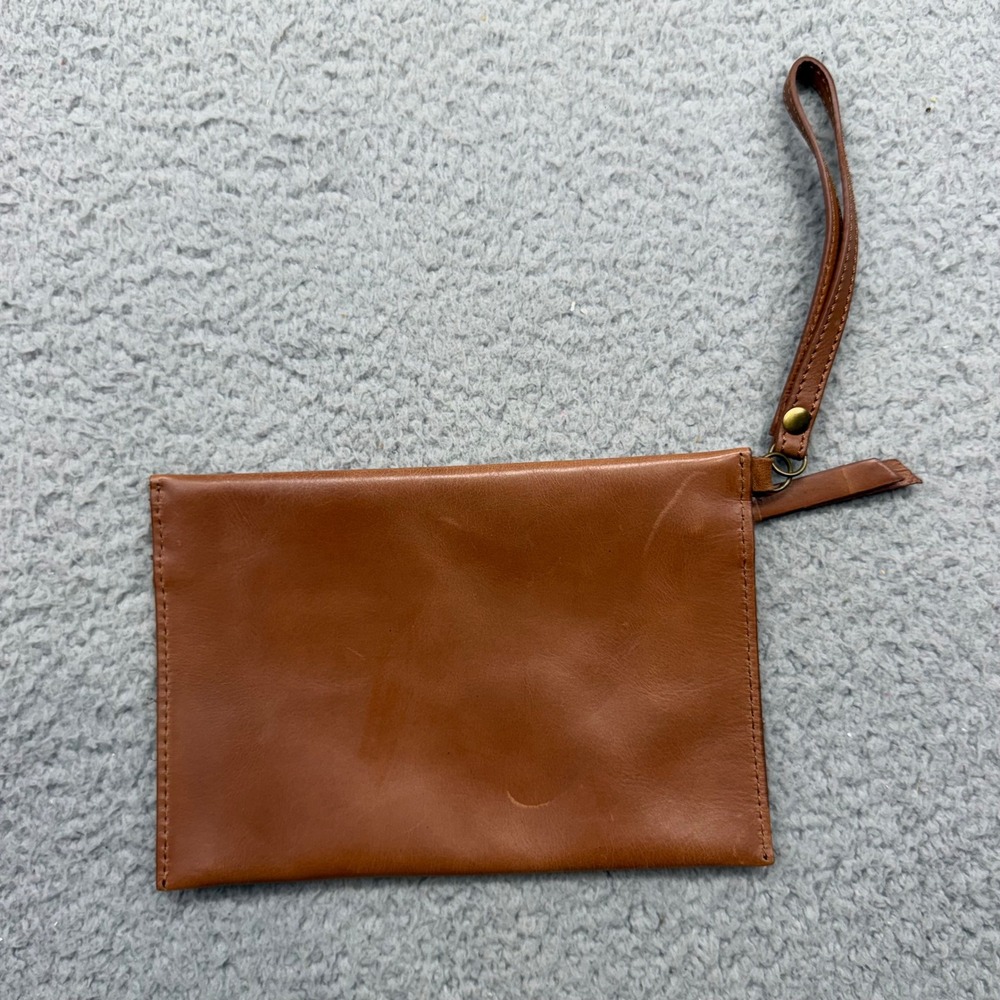 Born Womens Tan Leather Pouch Zip Closure Flat Minimalist Boho Clutch Wristlet